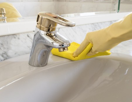 Clearing furniture and household items from an N2 property